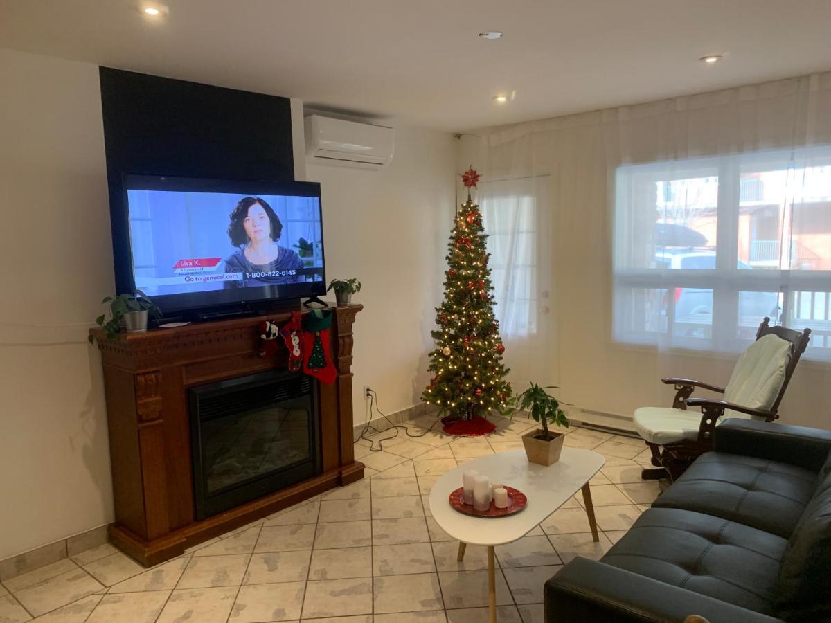 Hotel And Suites Les Laurentides Saint-Sauveur-des-Monts Екстериор снимка